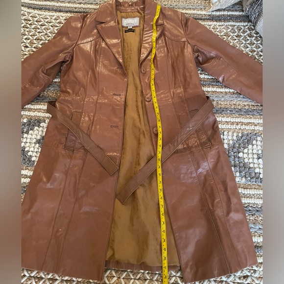 Leather trench coat , beautiful camel color in size XL - Picture 12 of 15